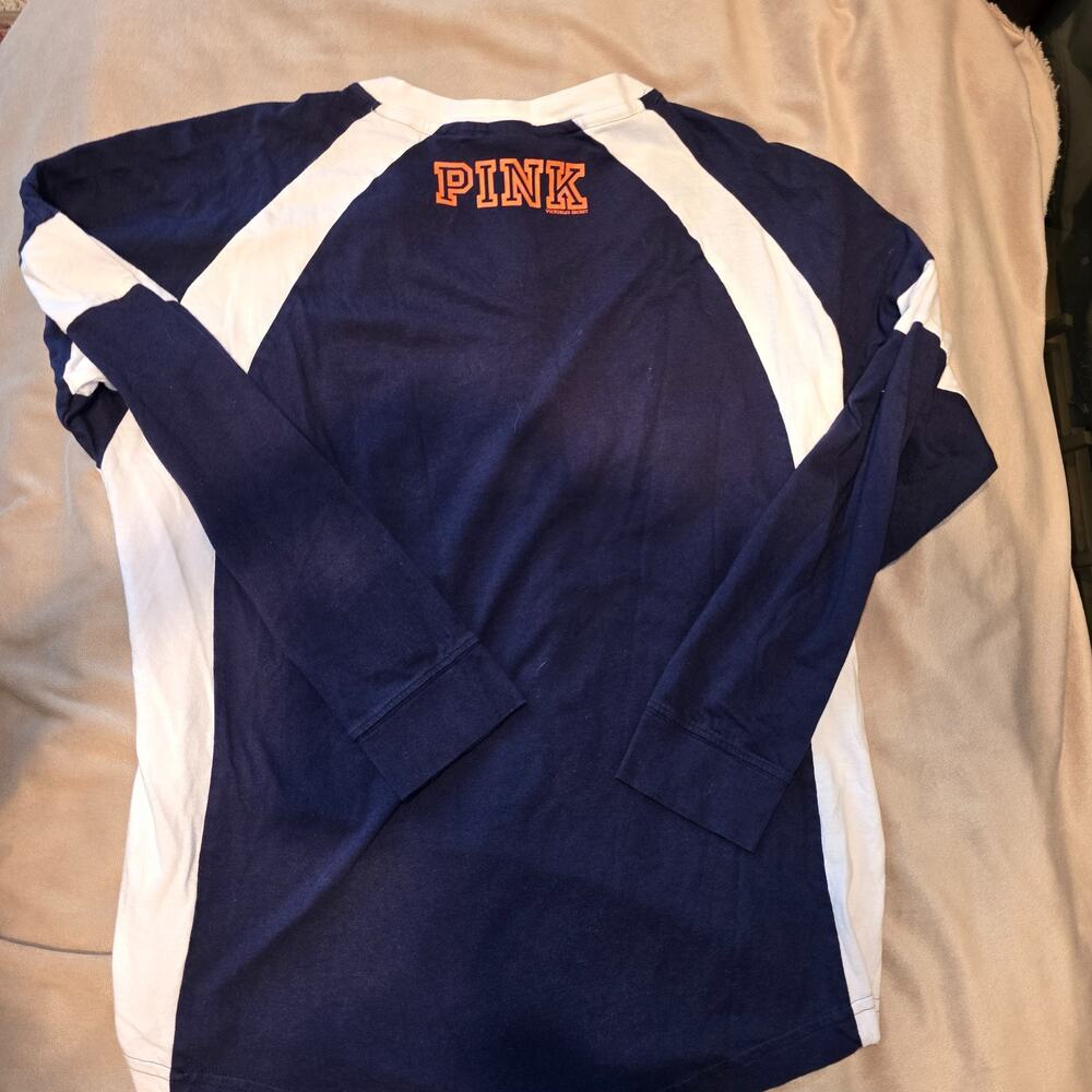 EUC Pink Victoria Secret NFL Collection Chicago Bears LS Sequin Logo Women's Med - Picture 3 of 3